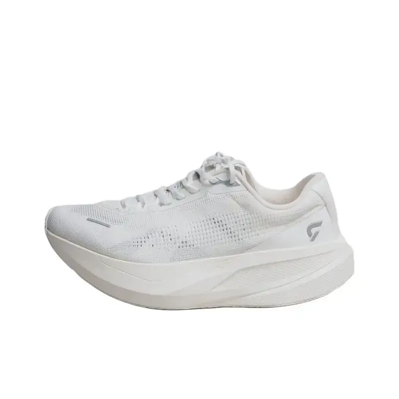 A Dynafish Xiaonian running shoe, all in white, with a thick midsole and a small grey logo on the heel.